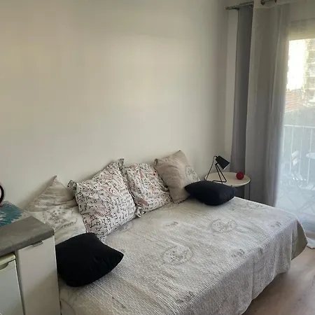 Studio Calme, Balcon Vue Jardin, Proche Bastille & Marais شقة